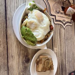 Two Brothers Kitchen - Southwestern skillet and rye bread