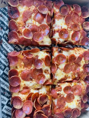 Pop Pizza by null