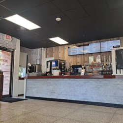 Wagon Wheel Cafe - It's time to make your order!