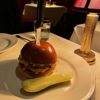 Monkey Bar - Cheeseburger - American Near Me - New York, New York