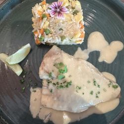 Restaurant La Toute Petite Auberge - Sea bream filet with rice