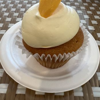 Whipped Bakery & Cafe - Bakeries Near Me - Leander, Texas