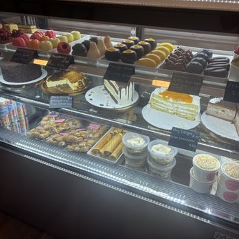 Chokolatte - Bakeries Near Me - Jacksonville, Florida
