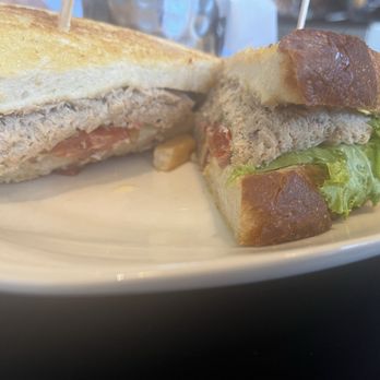 Blue Plate Kitchen - Tuna sandwich - Diners Near Me - West Hartford, Connecticut Blue Plate Kitchen - Tuna sandwich - Diners Near Me - West Hartford, Connecticut