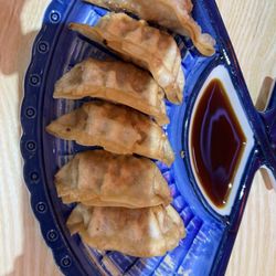 E Tang - Pork Fried Dumplings