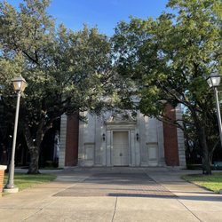 Park Cities Baptist Church - Street View of the Chapel