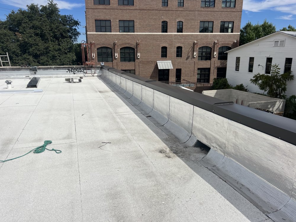 Slide of GT Roofing & Construction 