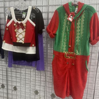 Goodwill Central Texas - Scofield Store - Used, Vintage & Consignment Near Me - Austin, Texas Goodwill Central Texas - Scofield Store - Used, Vintage & Consignment Near Me - Austin, Texas