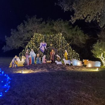 Maywald Christmas Light Display - Festivals Near Me - Austin, Texas