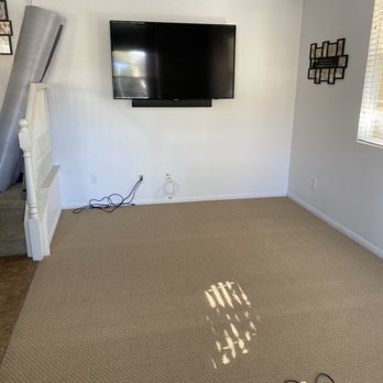 SoCal Carpets and Floorcovering - Carpet in the master bedroom - Flooring Near Me - Chula Vista, California SoCal Carpets and Floorcovering - Carpet in the master bedroom - Flooring Near Me - Chula Vista, California