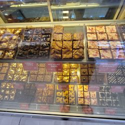Brownies Unlimited - Sweets.