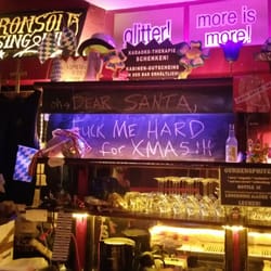 Monster Ronson's Ichiban Karaoke - Amerikaner in Berlin. Die wissen was gut ist.