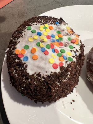 Blackbird Doughnuts Beacon Hill by null