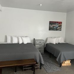 Lava Hillside Suites