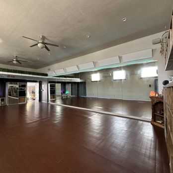 Veda Yoga Center - Yoga Near Me - Culver City, California Veda Yoga Center - Yoga Near Me - Culver City, California