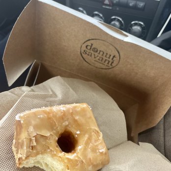 donut savant - Salted maple cronut - Donuts Near Me - Oakland, California donut savant - Salted maple cronut - Donuts Near Me - Oakland, California