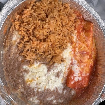 El Perico Ranchero - Cheese enchilada with beans and rice - Mexican Near Me - Upland, California El Perico Ranchero - Cheese enchilada with beans and rice - Mexican Near Me - Upland, California