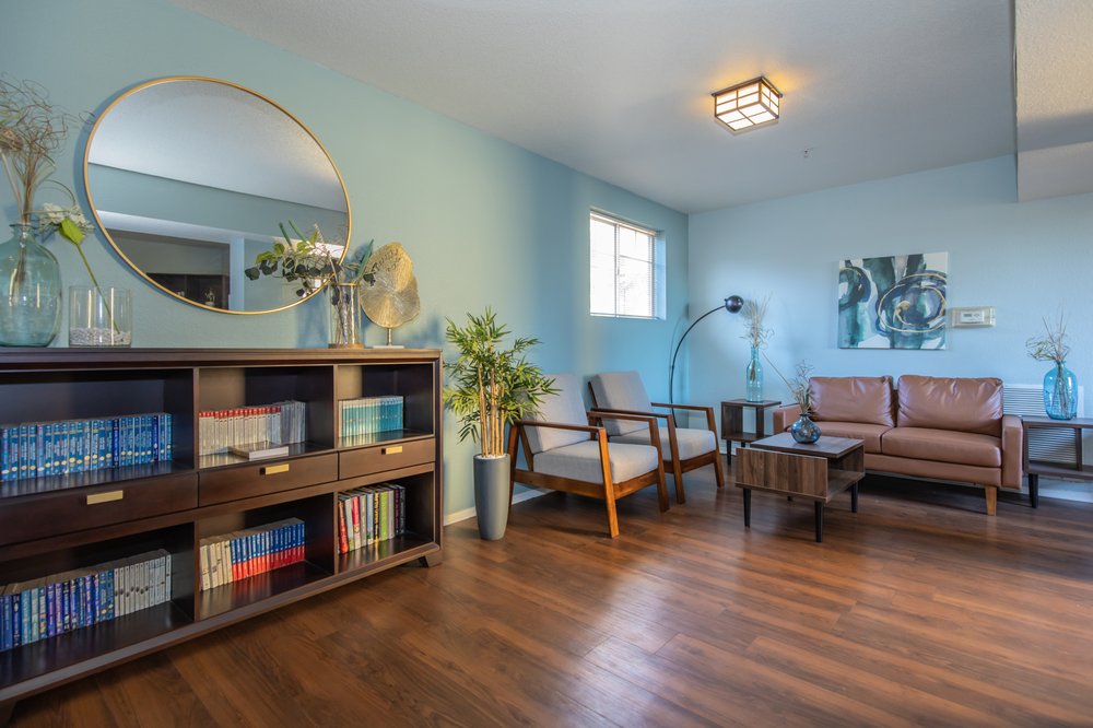 CENTER POINTE VILLAS SENIOR APARTMENT HOMES Updated August 2024 49 Photos 11856 Orange St