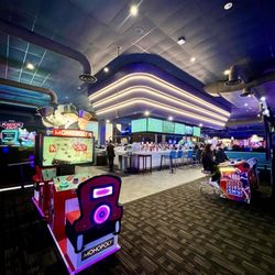 Dave & Buster's Vaughan