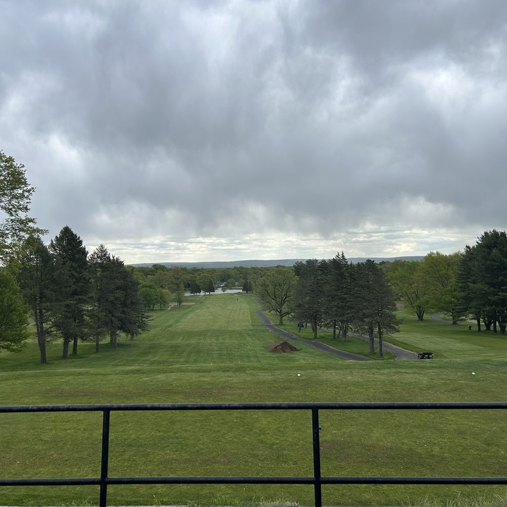 Goodwin Park Golf Course - Hole 1 - Golf Near Me - Hartford, Connecticut