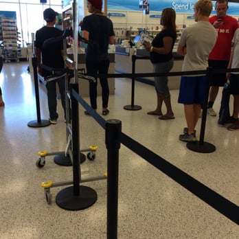 Ross Dress for Less - One cash register open on Saturday, really???? - Department Stores Near Me - Waxahachie, Texas Ross Dress for Less - One cash register open on Saturday, really???? - Department Stores Near Me - Waxahachie, Texas