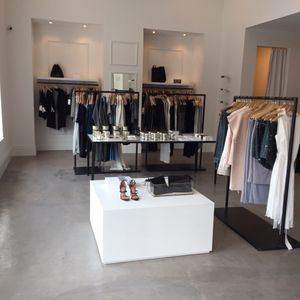 Monomin Women S Clothing 2104 Magazine St Lower Garden