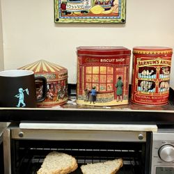 Breakfast 10/17/25 I say GET the Apple Cheddar Scone and toast 3 minutes!!