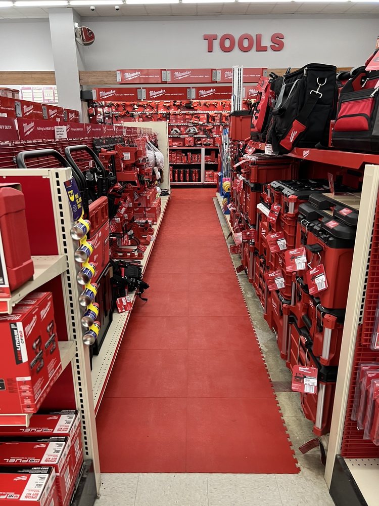 BLACKLAND BUILDING SUPPLY Updated September 2024 1701 S Kaufman St, Ennis, Texas Hardware