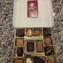 Chocolaterie Stam - Hannibal - 14-piece box for $30