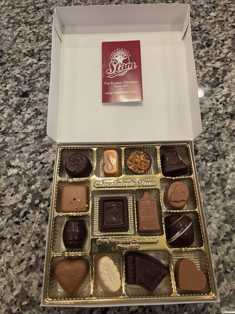 Social spots from Chocolaterie Stam - Hannibal