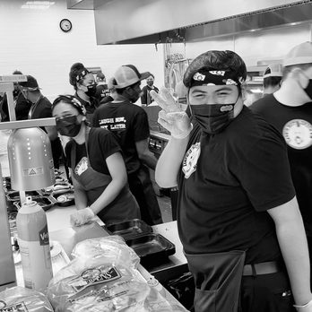 Dave's Hot Chicken - Happy kitchen crew : D - Chicken Shop Near Me - El Cajon, California Dave's Hot Chicken - Happy kitchen crew : D - Chicken Shop Near Me - El Cajon, California