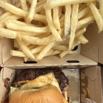 For The Win - Burgers Near Me - Los Angeles, California