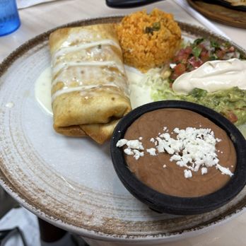 Queens & King mexican kitchen - Chimichanga - New Mexican Cuisine Near Me - Kissimmee, Florida