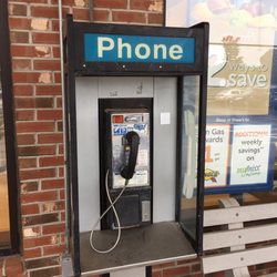 Shaw's - Pay phone out front!