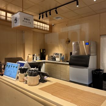 Matsu Matcha - inside - Coffee & Tea Near Me - Los Angeles, California