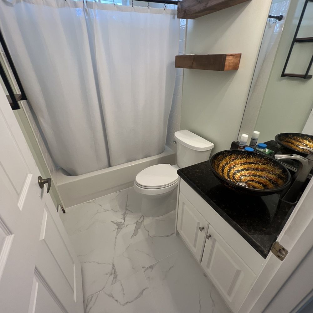 Flooring SF - Guest bathroom tile - Flooring Near Me - Boynton Beach, Florida