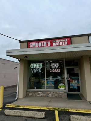 Smokers Discount World