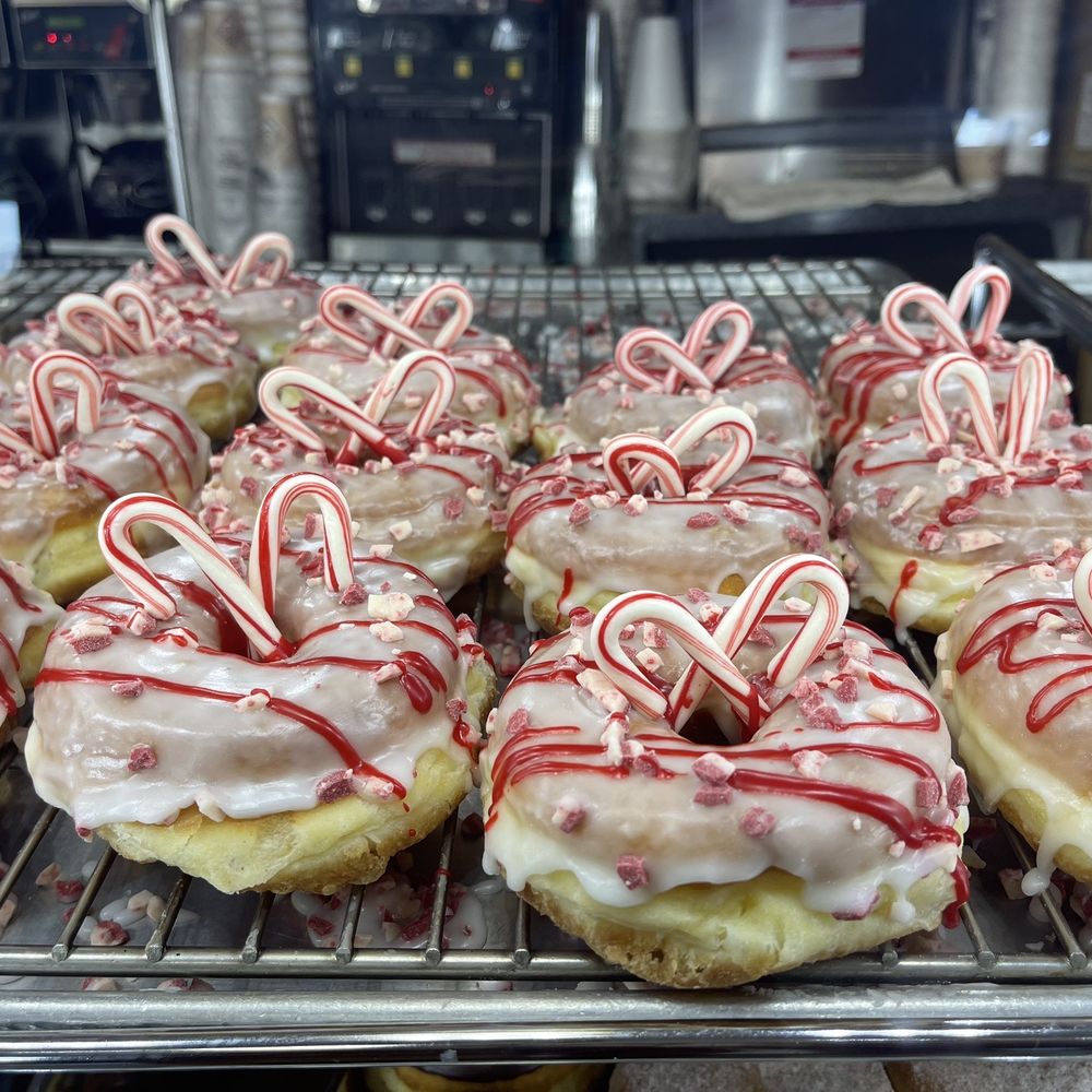 Christy's Donuts - Christmas Donuts - Donuts Near Me - Upland, California