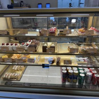 Gio's Bakery & Café - Bakery case - Sandwiches Near Me - Montrose, California Gio's Bakery & Café - Bakery case - Sandwiches Near Me - Montrose, California