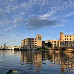 Brew City Kayak - Milwaukee Kayak Rentals and Tours