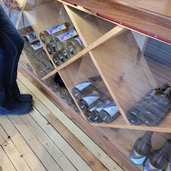 Deerfoot Downtown - Wine case