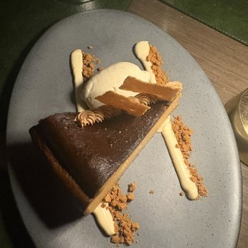 Crown Block - Salted caramel cheesecake - Sushi Bars Near Me - Dallas, Texas