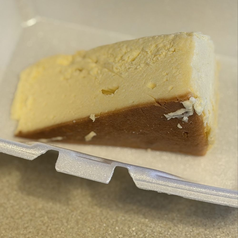 Fredi’s Grill - Cheesecake - American Near Me - Burton, Michigan