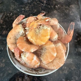 Captain White's Seafood - North Carolina wild caught shrimp, absolutely delicious! - Seafood Markets Near Me - Oxon Hill, Maryland