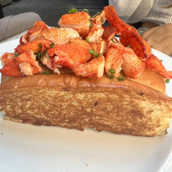 Restoration Hardware - Lobster roll - Furniture Stores Near Me - Nashville, Tennessee Restoration Hardware - Lobster roll - Furniture Stores Near Me - Nashville, Tennessee