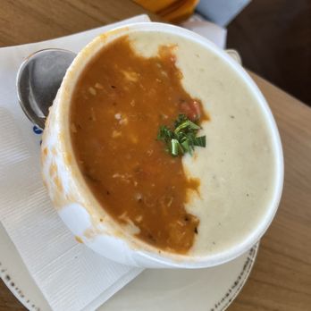 Bluewater Grill - Clam chowder both ways. - Seafood Near Me - Coronado, California