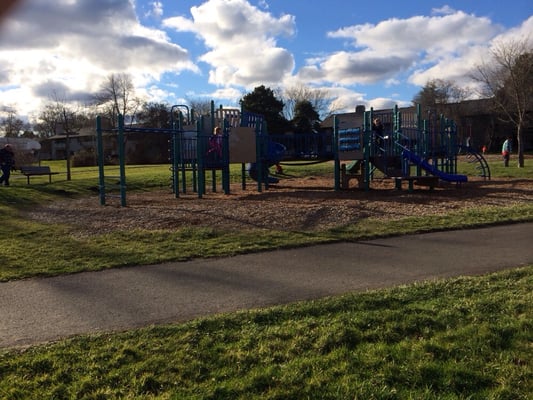 Greenway Park 6000 9036 Sw Hall Blvd Beaverton Or Parks Mapquest