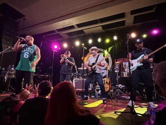 Crystal Ballroom by null