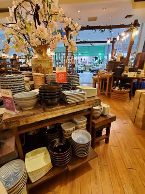 Utsuwa-No-Yakata by null