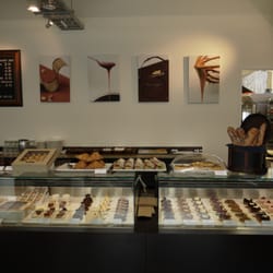 Vaniyé Patisserie - Vaniye's boutique